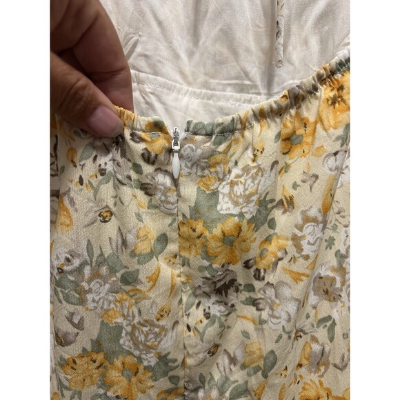 Kiss The Sky Tiered Maxi Dress Puff Sleeve Open Back Cutout Ditsy Floral Size M - Picture 5 of 8